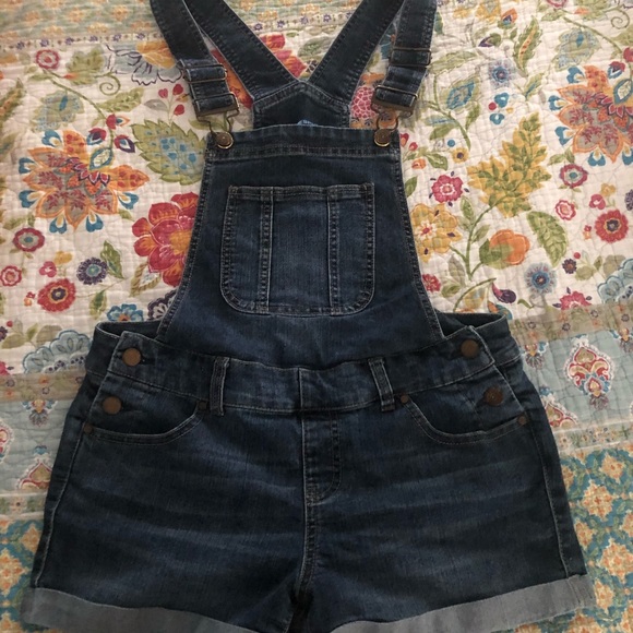 Denim overall shorts - Picture 1 of 3
